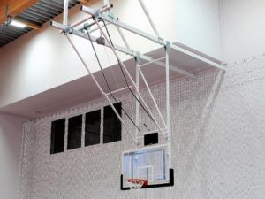 Konstrukcja do koszykówki podstropowa z napędem elektrycznym typ H