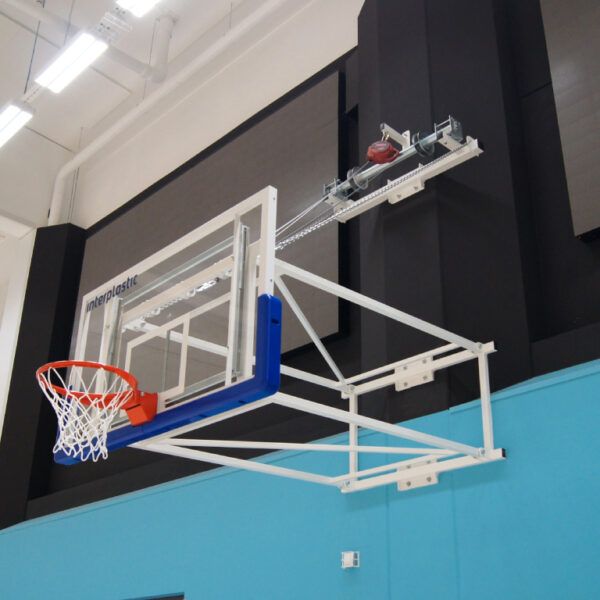 Konstrukcja do koszykówki podnoszona elektrycznie (naścienna) o wysięgu 225 cm
